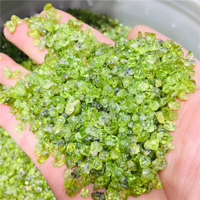 100 g vozni gem naravnih rock mineralnih gemstone olivine crystal se uporablja za ozdravitev čaker