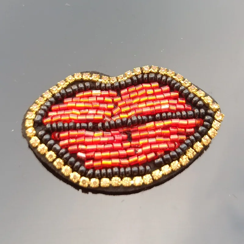 1Pair Rdeče Ustnice Šminko Beaded Nosorogovo Obliži za Oblačila 3D Parches Šivanje Beading Aplicirano Vrečke Pulover Čevlji Obliž