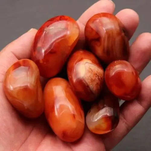 1pc 70-110 g Naravnih Carnelian Palm Kamen Rdeče Agate Polirani Skrbi Quartz Kristal Zdravljenja