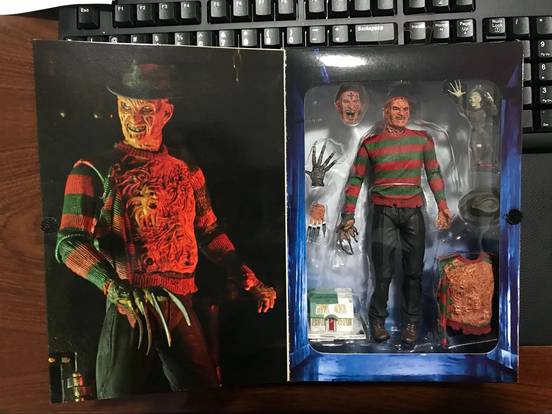2 Znamenje NECA 21 CM a Nightmare on Elm Street Freddy Freddy Krueger je nočne more Slika Zbiranje Igrač