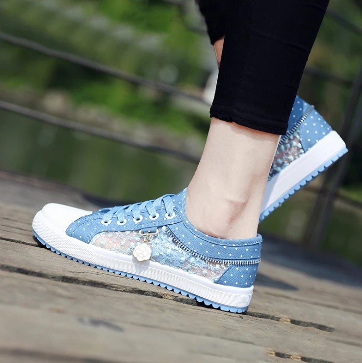 2018 poletje korejska različica nove ženske je votel denim očesa čevlji ravno priložnostne čevlji dihanje čevlji študentov neto čevlji