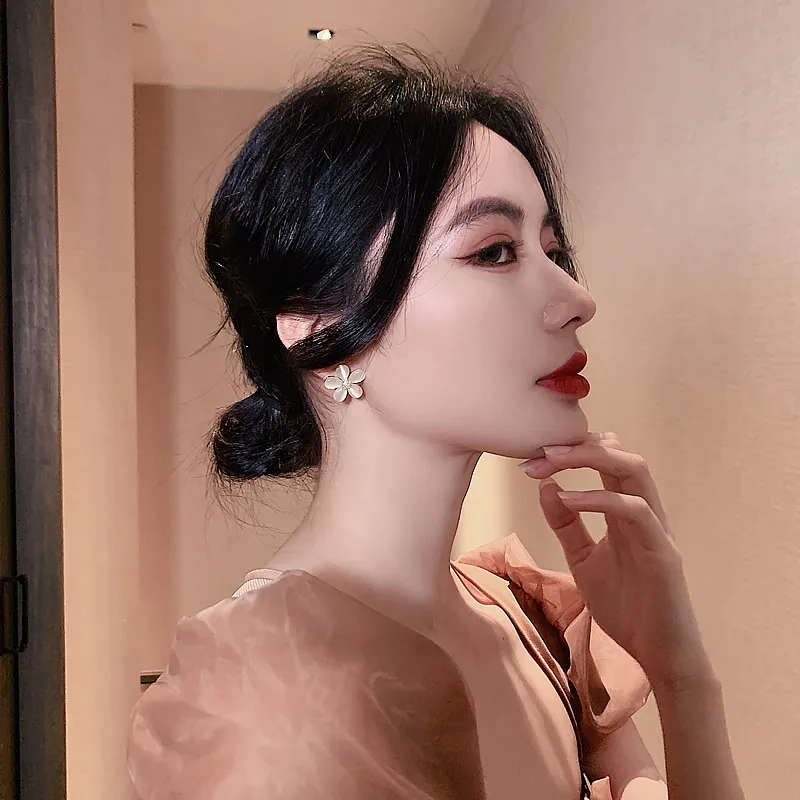 2020 novo lady mačje oko Cvet Uhani modi in preprost korejski nakit temperament seksi ženski Uhani študent Uhani