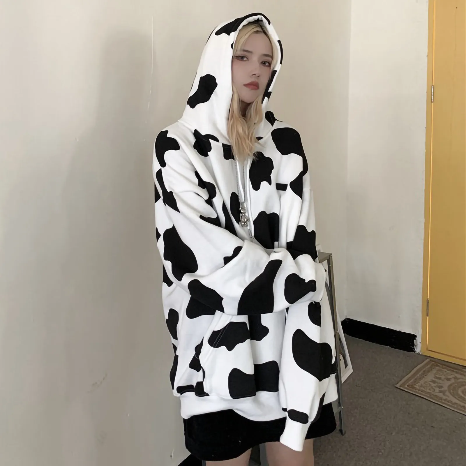 2021 Moda za Ženske Krave Natisnjeni Puloverju Long Sleeve Hooded Majica Srčkan Bluzo Zimskih Oblačil Žensk Ulične Sudaderas
