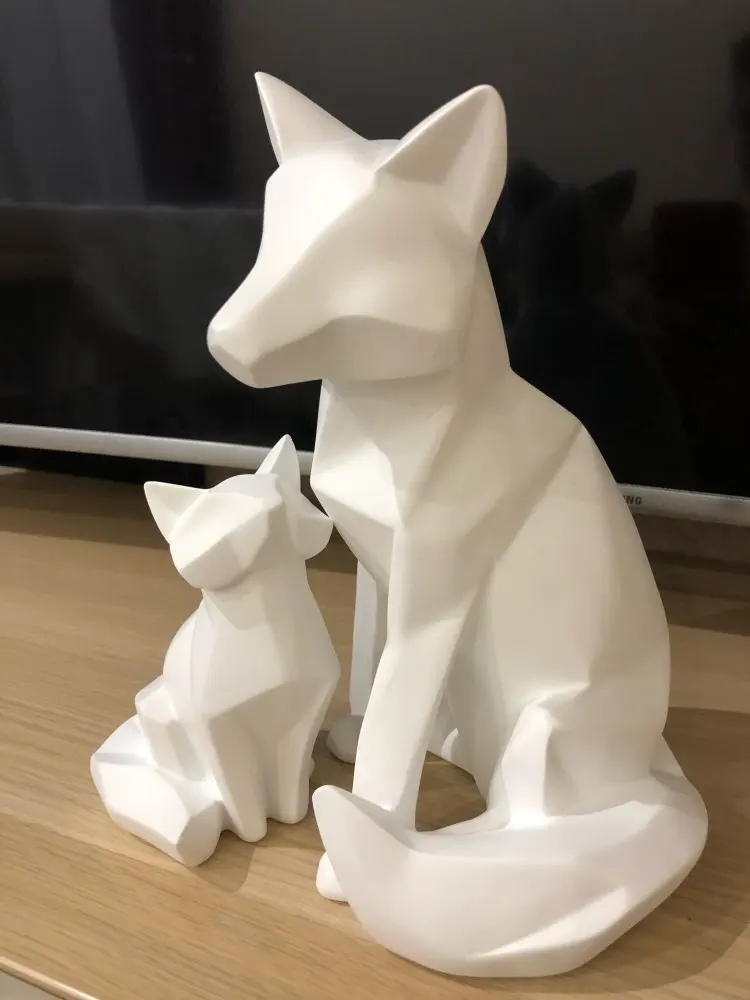 2pcs/26 cm veliko Preprosto Belo Povzetek Geometrijske Mati in Sin Fox Kiparstvo Okraski Model Doma Okraski Živali Kipi