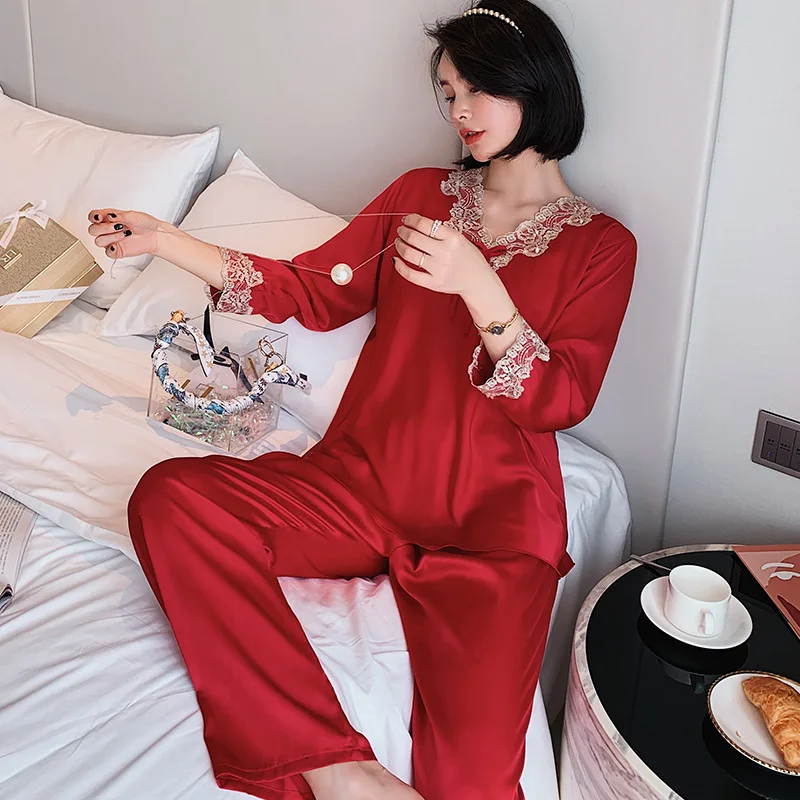 2PCS Sleepwear Intimno Perilo, Ženske Saten Pižamo Obleko Poletje Nove Pižame Priložnostne Svilnato kopalni plašč Lace Majica&Hlače Komplet