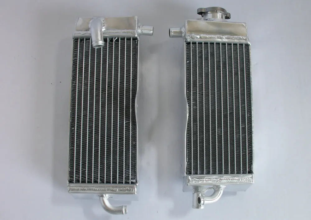 Aluminijasti radiator in silikonsko cev ZA YAMAHA YZ125 YZ 125 1996-2001 96 97 98 99 00 01 NOV