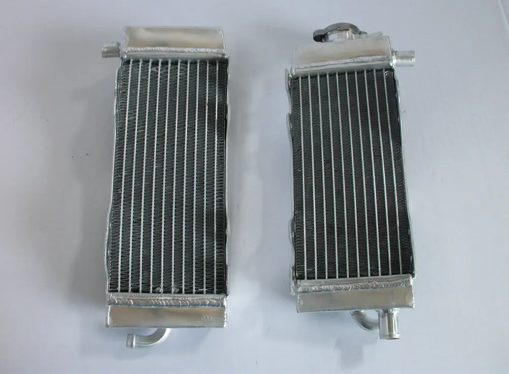 Aluminijasti radiator in silikonsko cev ZA YAMAHA YZ125 YZ 125 1996-2001 96 97 98 99 00 01 NOV