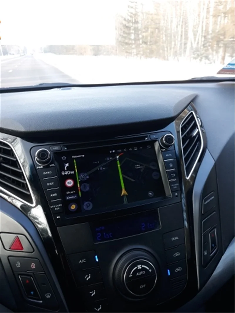 Android 10.0 GPS Navigacija Radio Predvajalnik Hyundai i40 2012-2016, Video Predvajalnik, Stereo Headuint prost zemljevid Zgrajena v Carplay dsp
