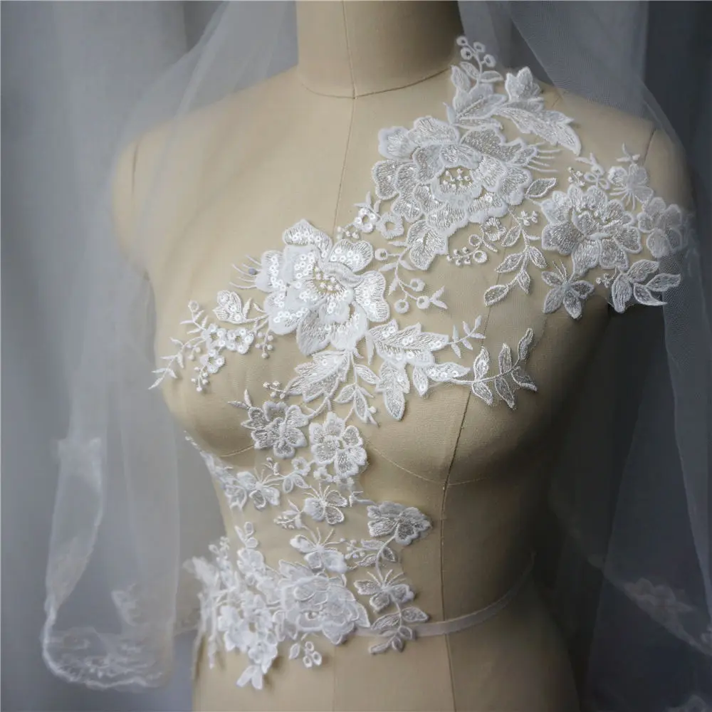 Beli Poročni Obleki Appliques Čipke Tkanine Cvet Bleščica Ovratnikom, Očesa Vezene Sew Na Obliži Za Dekoracijo Obleko DIY