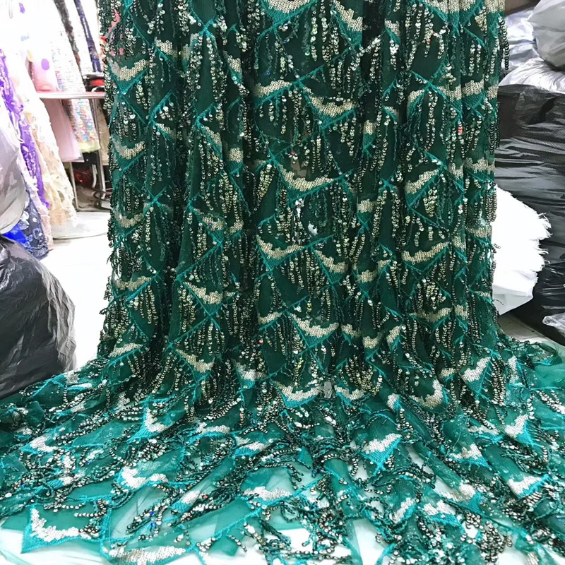 Brezplačna dostava (5yards/pc) Smaragdno zelena sequins rese čipke tkanine Afriške francoski neto čipke tkanine za modno stranka obleko FLV59