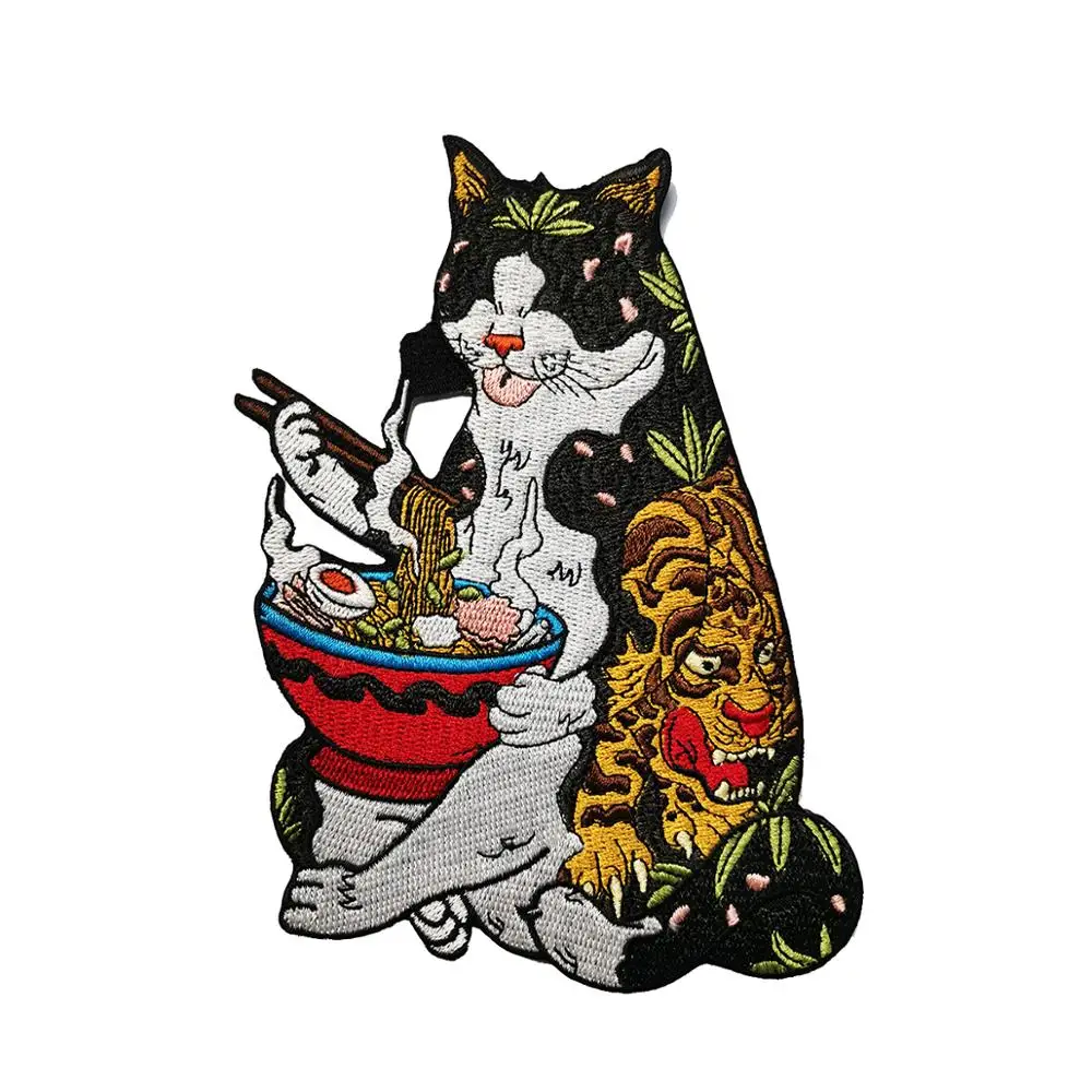 Cvet Mačka Vezenje Obliž Japonske Kulture Rezanci Železa na Kul Risanka Obliži Tkanine Kepra, Nalepke, Značke za Oblačila