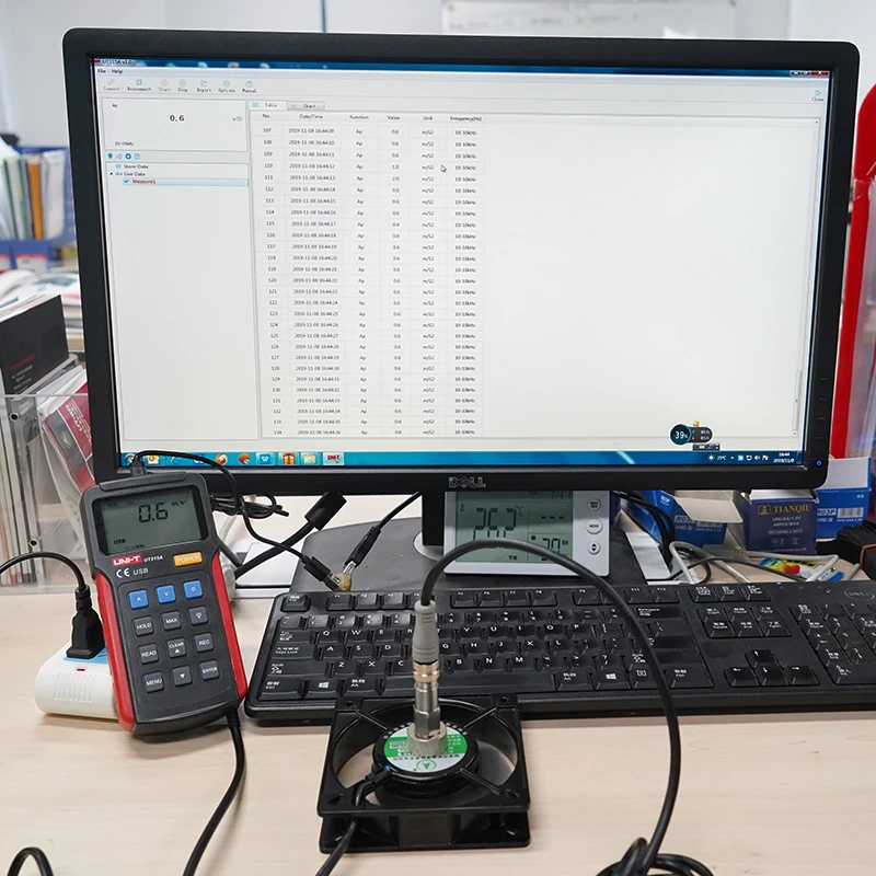 ENOTA UT315A Vibracije Tester Digitalni LCD Visoke Natančnosti Analyzer Vibrometer Hitrosti Odmikov Merjenje Pospeška