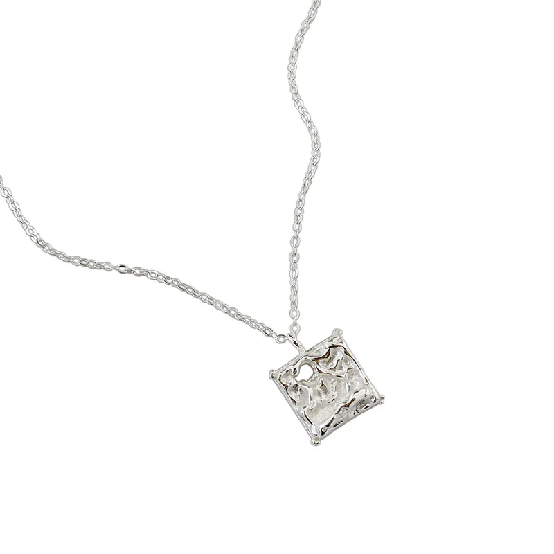 Evropski modni S925 sterling srebrna ogrlica nišo minimalističen folijo nezakonitih kvadratnih ženska ogrlica verige okraski jewlery