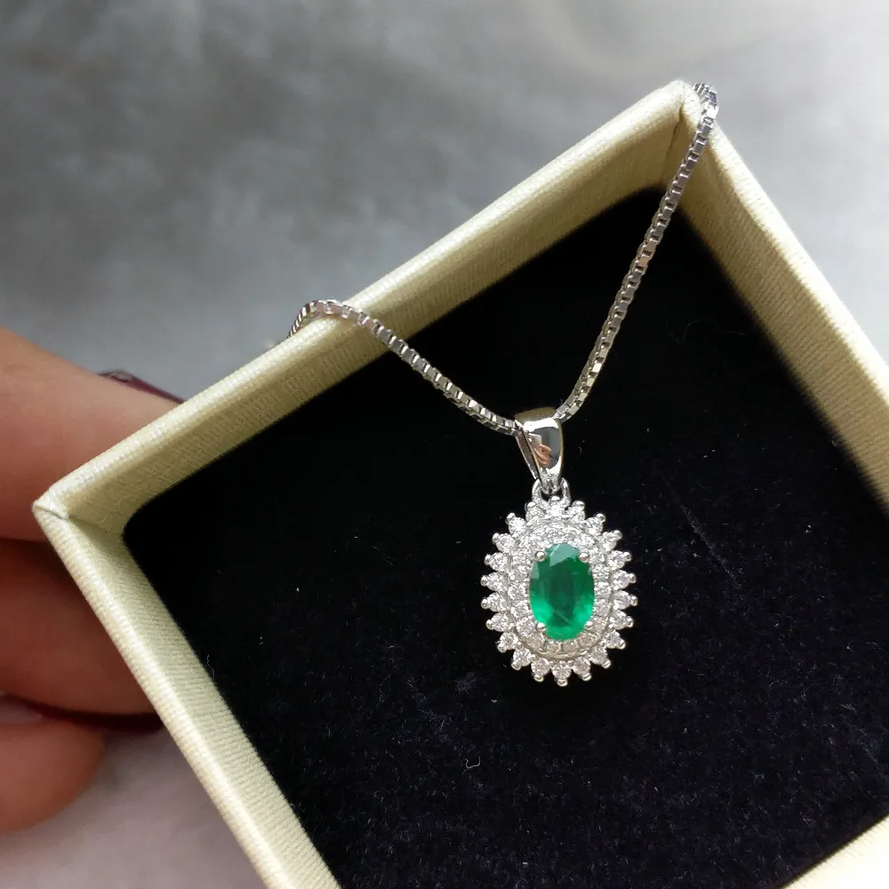 FLZB , Majhen Obesek Naravni Emerald za 0,5 ct ov 4*6 mm, z 925 Sterling Srebro Lepo Darilo Za Dekle in Ženske