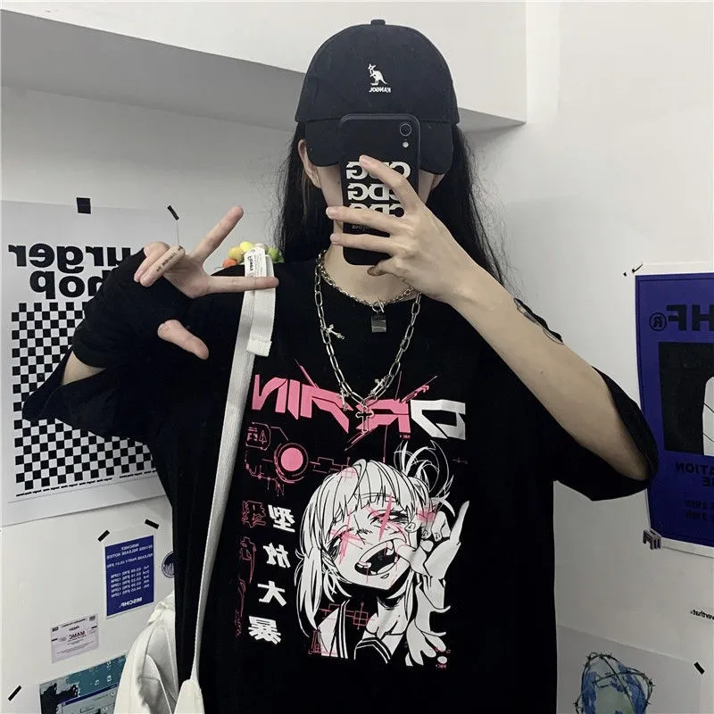 Goth Tshirt Ženske T Shirt Ulične Anime Oblačila Risanka Oblačila Gothic Svoboden Vrhovi korejski Poletje Black T-shirt Plus Moda