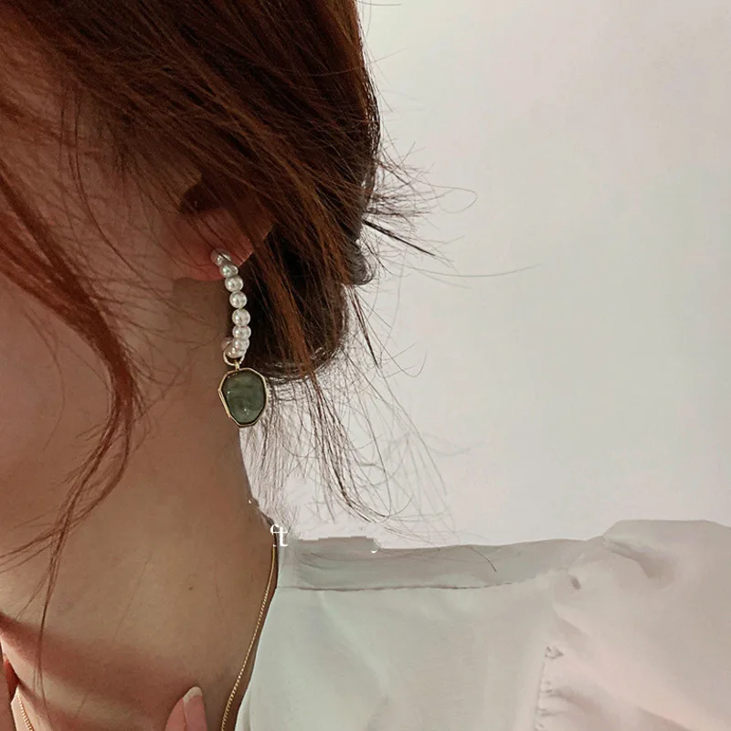 Koreja, Nova Retro C-oblikovan Biser Ušesu Zvoni Barve Smolo Uhani Visijo Nepravilna Oblika Uhani Za Ženske, Modni Nakit 2020