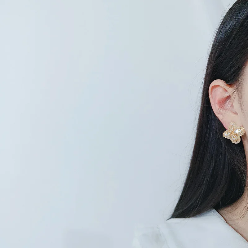 Korejski TV serije s, modni nakit, ročno tkane sladkovodnih biser uhani elegantno Baročnem slogu uhani za ženske, darilo