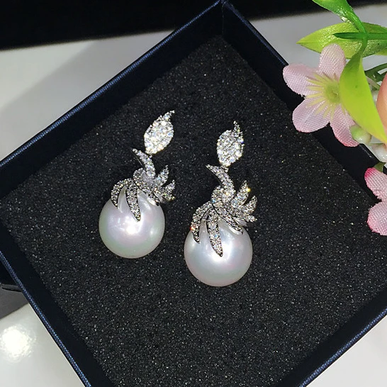 Luksuzni kristalno cirkon in shell biser uhani ,izdelani iz prvotne korejsko tovarno, poročni dodatki