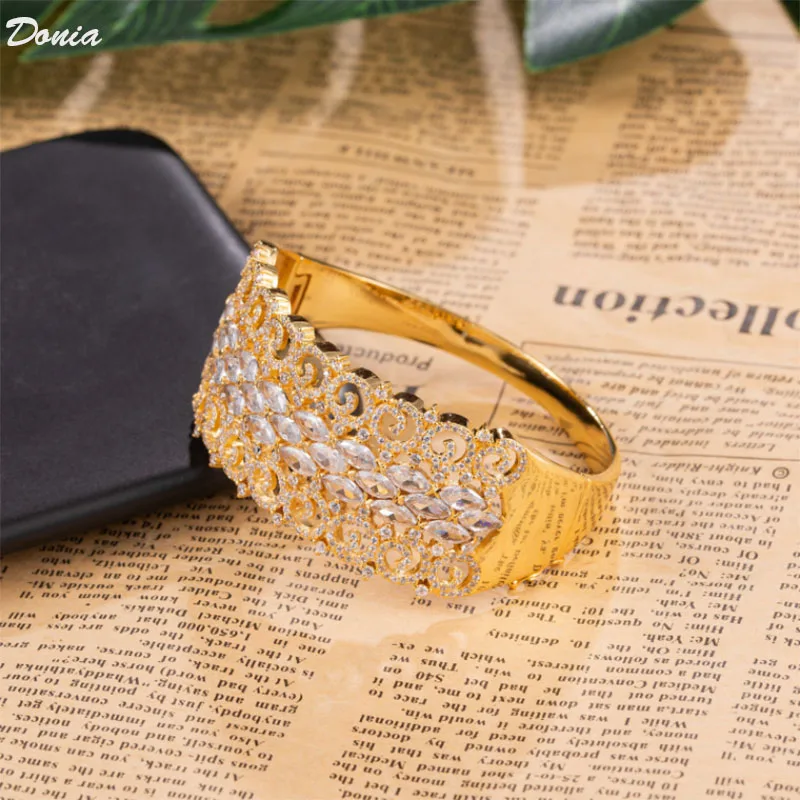 Makedoniji Nakit v Evropi in zda luksuzne široko zlato zapestnico, prstan preprost vdelan AA cirkon dame moda dodatki