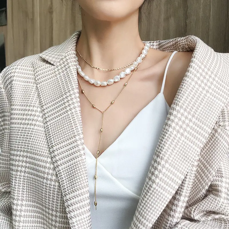 MENGJIQIAO 2019 Novo Elegantno Baročno Večplastne Simulirani Pearl Choker Kovinski Zaklepanje Ogrlica Ženske, Modni Nakit Dodatki