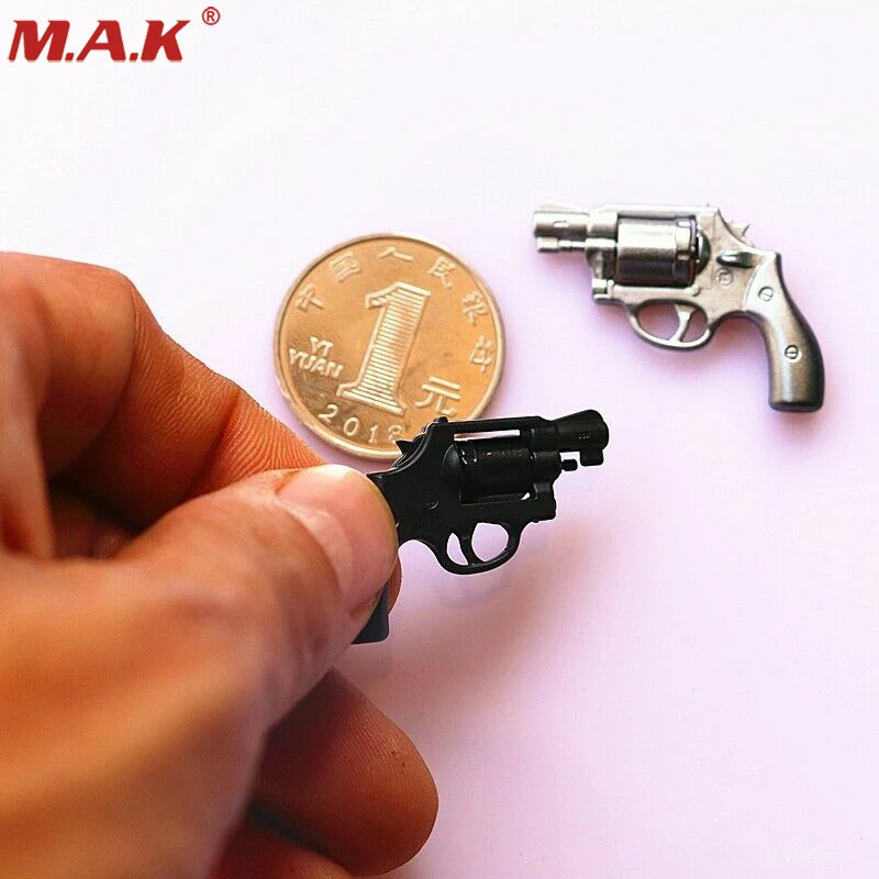 Na Zalogi 1/6 Obsega Črna Srebrna Pištolo Model Mini Revolver Pištole Miniaturni Orožje Rekviziti Model Za 12 inch Dejanje Slika Lutka