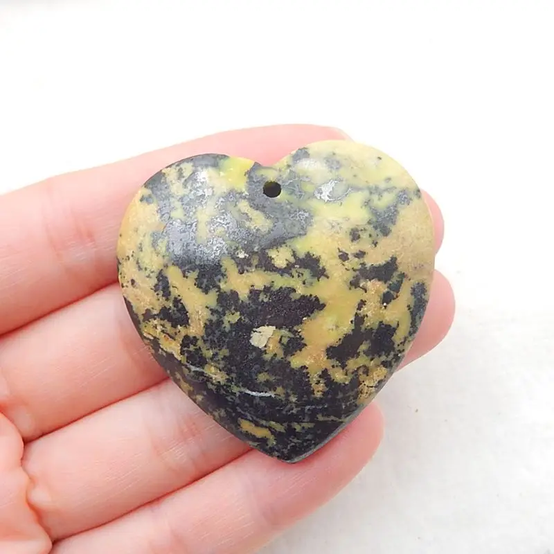 Naravni Kamen Srce Oblika Serpentine Ogrlico, Obesek 44x44x9mm 31 g poldragi kamen Modni Nakit Obesek Dodatki