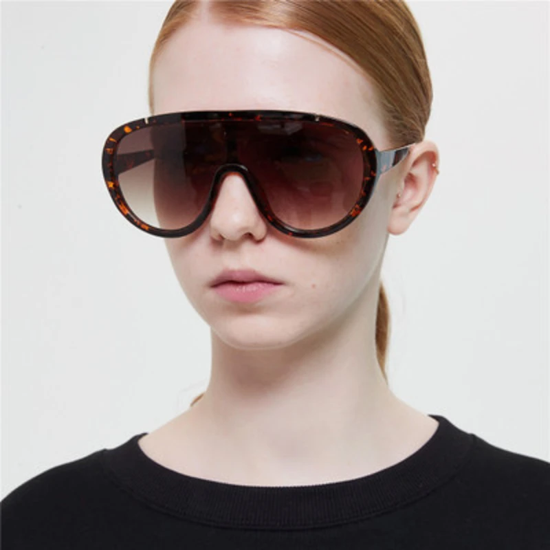 Nauq trend retro prevelik okvir urh sunglasser za ženske do leta 2020 luksuzne blagovne znamke Lokomotiva punk kovinski ženska očala gafas črna