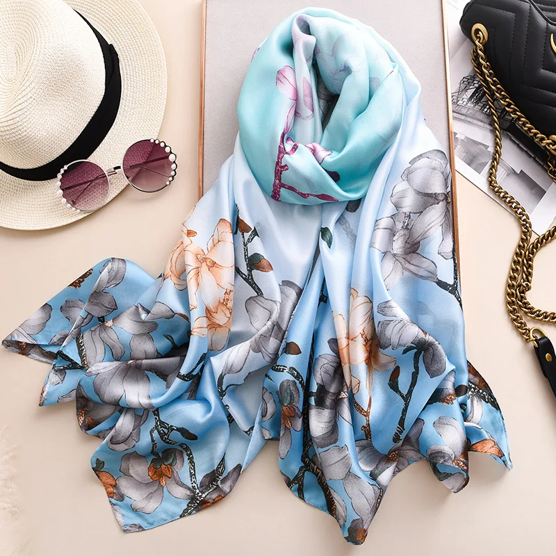 Nov Poletni Ženske Svileni Šal Plažo, oblačila Hidžab Šali in Obloge 2020 Luksuzne blagovne Znamke Cvet tiskanja Ženski Foulard Echarpe Oblikovalec Ruta