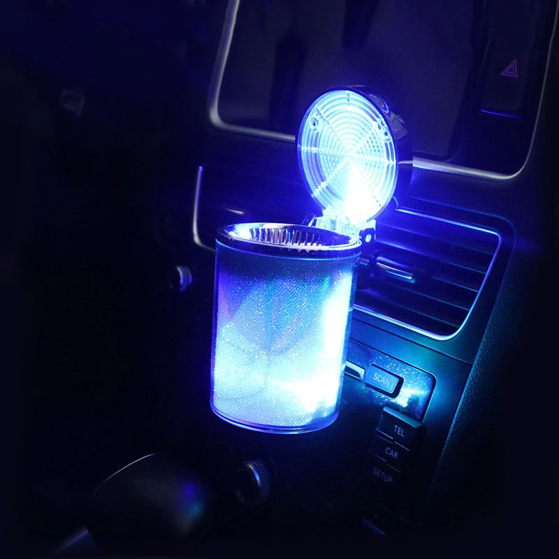 Novi luči LED Avto za Cigarete Pepelnik s pokrovom Za Skodelico Imetnika Avto Zraka Vent Bliskavice pladenj
