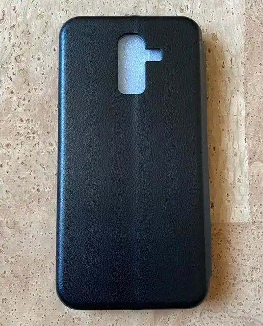 Olpen primeru z magnetom za Samsung Galaxy J8 2018 Črna