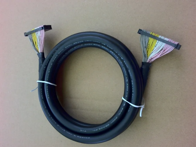 PLC Komunikacijski kabel XW2Z-100K 1m 2m 3m 5m za Omron PLC dolžino meri