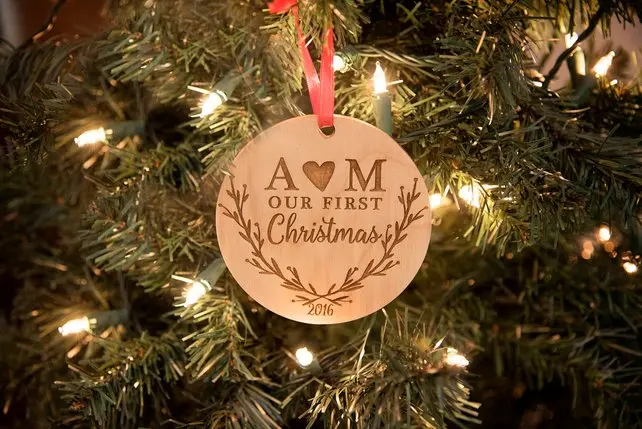 Po meri Imenom Ornament z - Osebno Božični Okrasek - po Meri Ornament Žogo Lesen Okrasek Žogo z imenom in leto