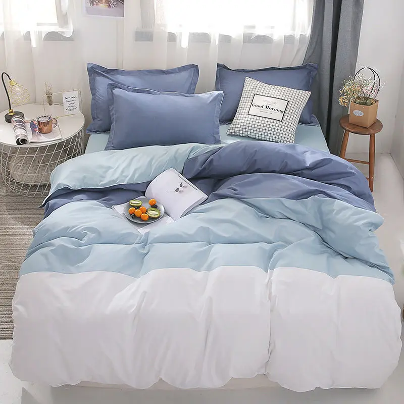 Preprost spalnica štiri-delni posteljni modre in bele proge študentskih spalnico posteljo stanja odeja zajemajo tri-kos prevleke