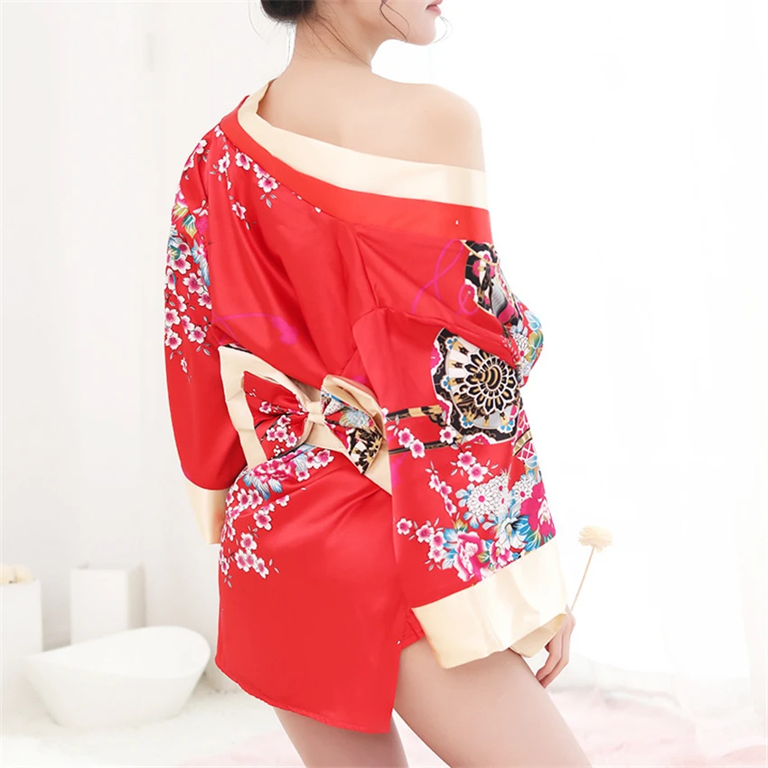 Seksi Kimono Nightgown Yukata za Ženska Japonski Cvetlični Moda Yakata Jopico Haori Svile Sleepwear Prosti čas Nosijo Pižamo Obleko