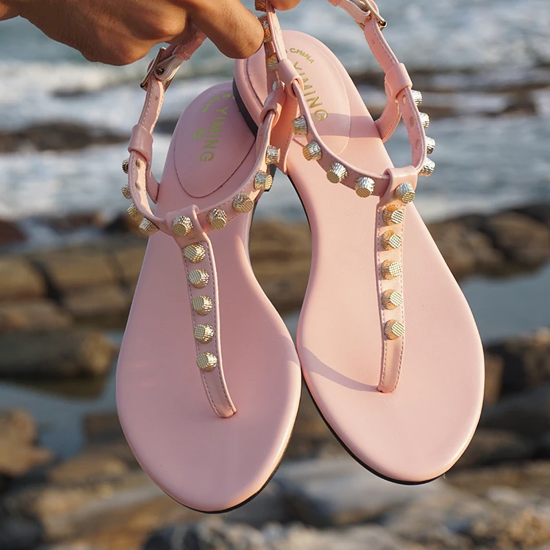 Stanovanja za dame poletje ženske velikosti 42 ravno pete zakovice sandali Roman sandali flip-flops za ženske plaži čevlji