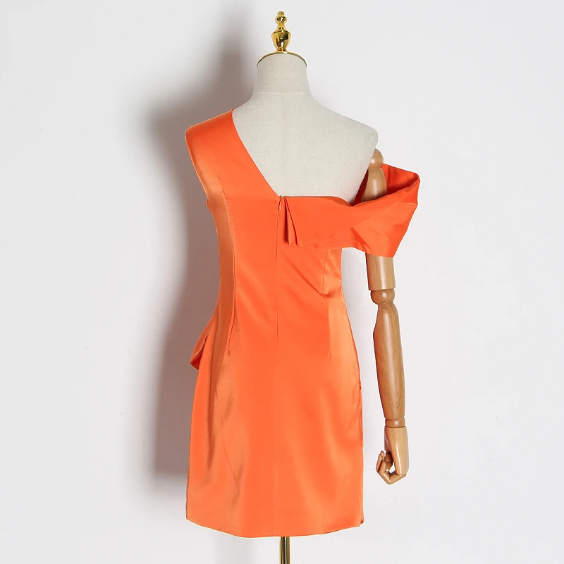 TWOTWINSTYLE Asimetrični Stranka Obleko Ženske Poševnica Vratu Visoko Pasu Nezakonitih Ruched Obleke Za Ženskih Modnih Oblačil 2020 Tide
