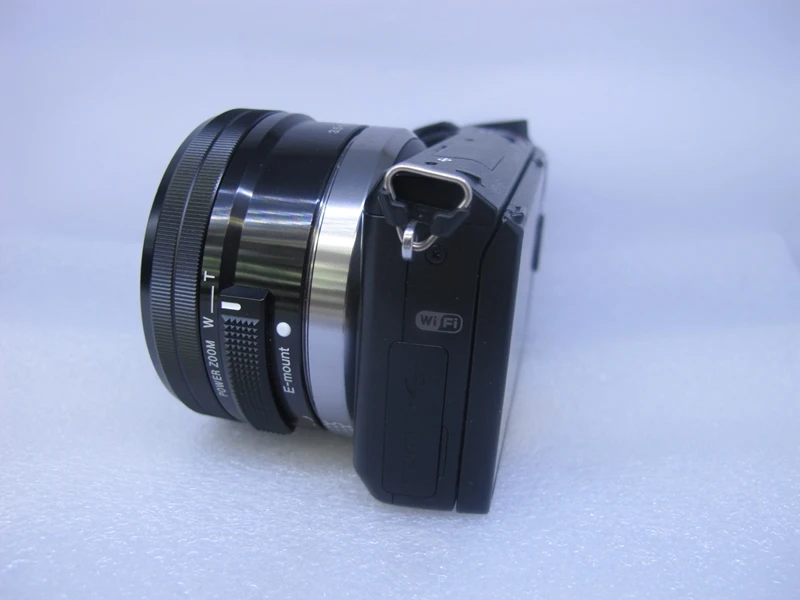 UPORABLJA Sony NEX-5R ZA 16,1 MP Mirrorless Digitalni Fotoaparat s 3-Palčni LCD - Samo ohišje