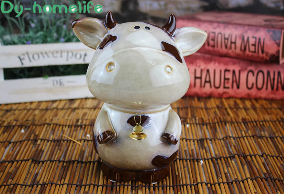 V korejskem slogu, Ročno poslikanih Keramičnih Friesian Krava Piggy Bank Doma Dnevna Soba Dekoracijo Ornament Bell Krava Keramične Obrti