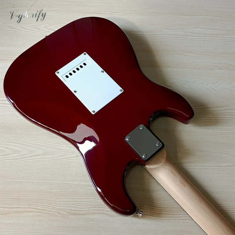 Visok sijaj 6 string ST električna kitara polno basswood telo black 39 palčni električna kitara s pisanimi prehrana z majhno napako