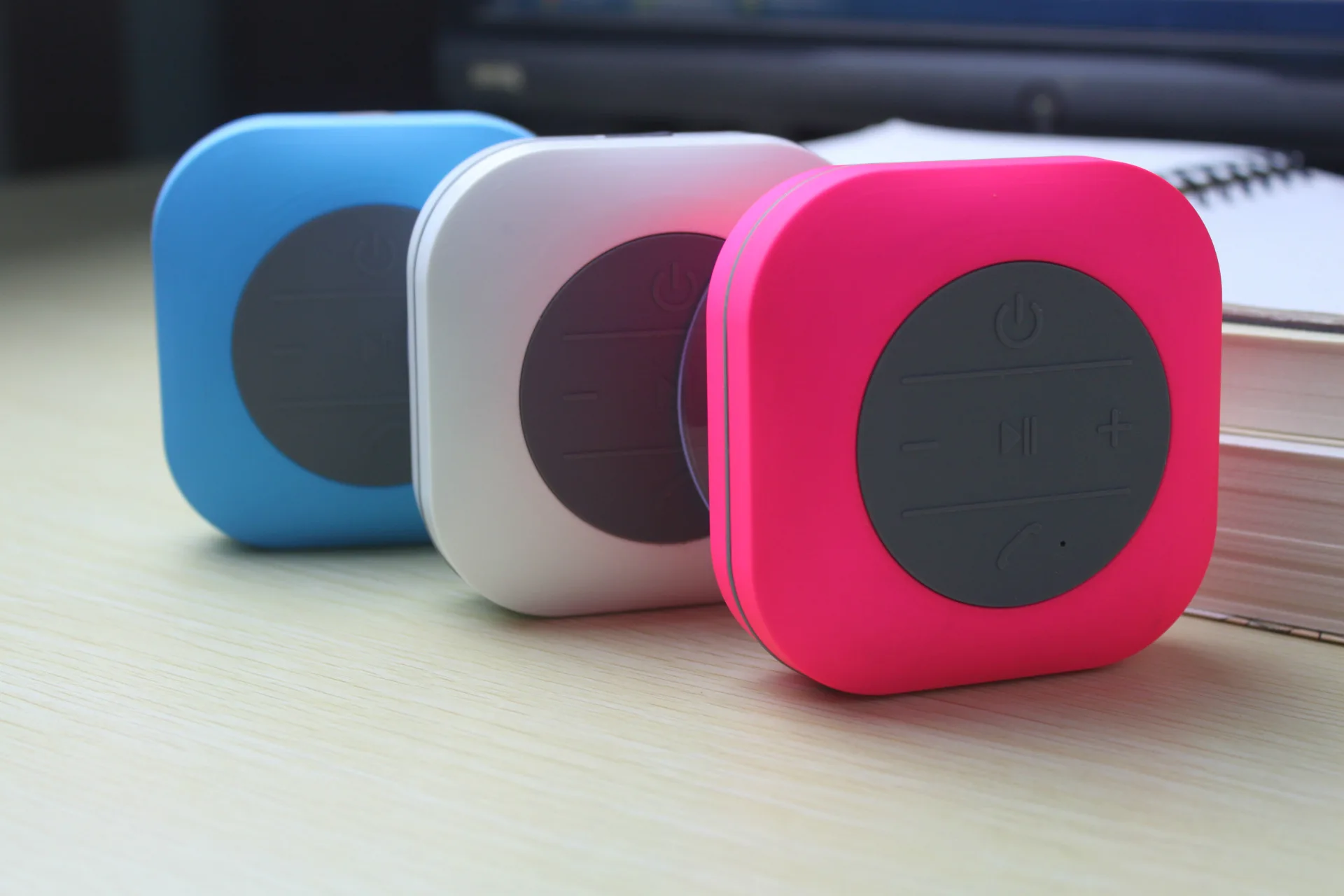 Visoka Kakovost Bluetooth Zvočnik Podpora U Disk TF Kartice Univerzalni Mobilni Telefon Music Mini Brezžična Zunanji Prenosni Woofer 5colors
