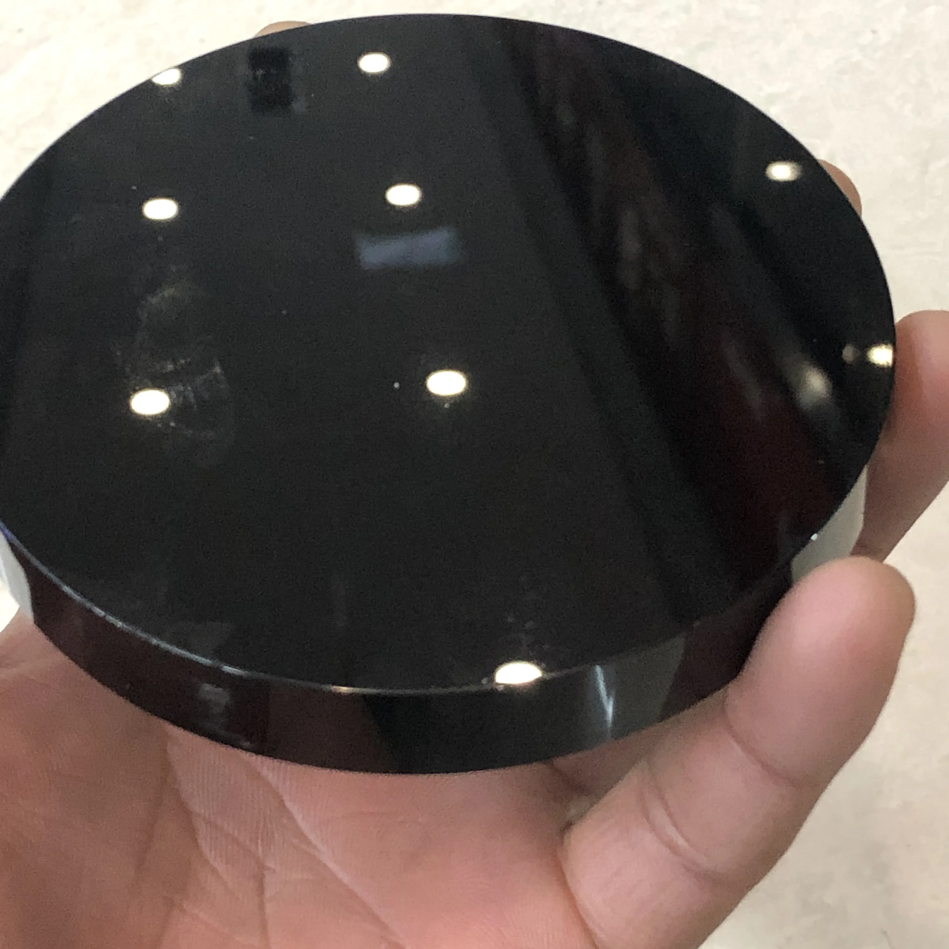 Visoko Kakovost Naravnega Črni Obsidian Kamen Scrying Ogledalo Okroglo Ploščo Fengshui Ogledalo Za Dekoracijo Doma Darilo, S Polico