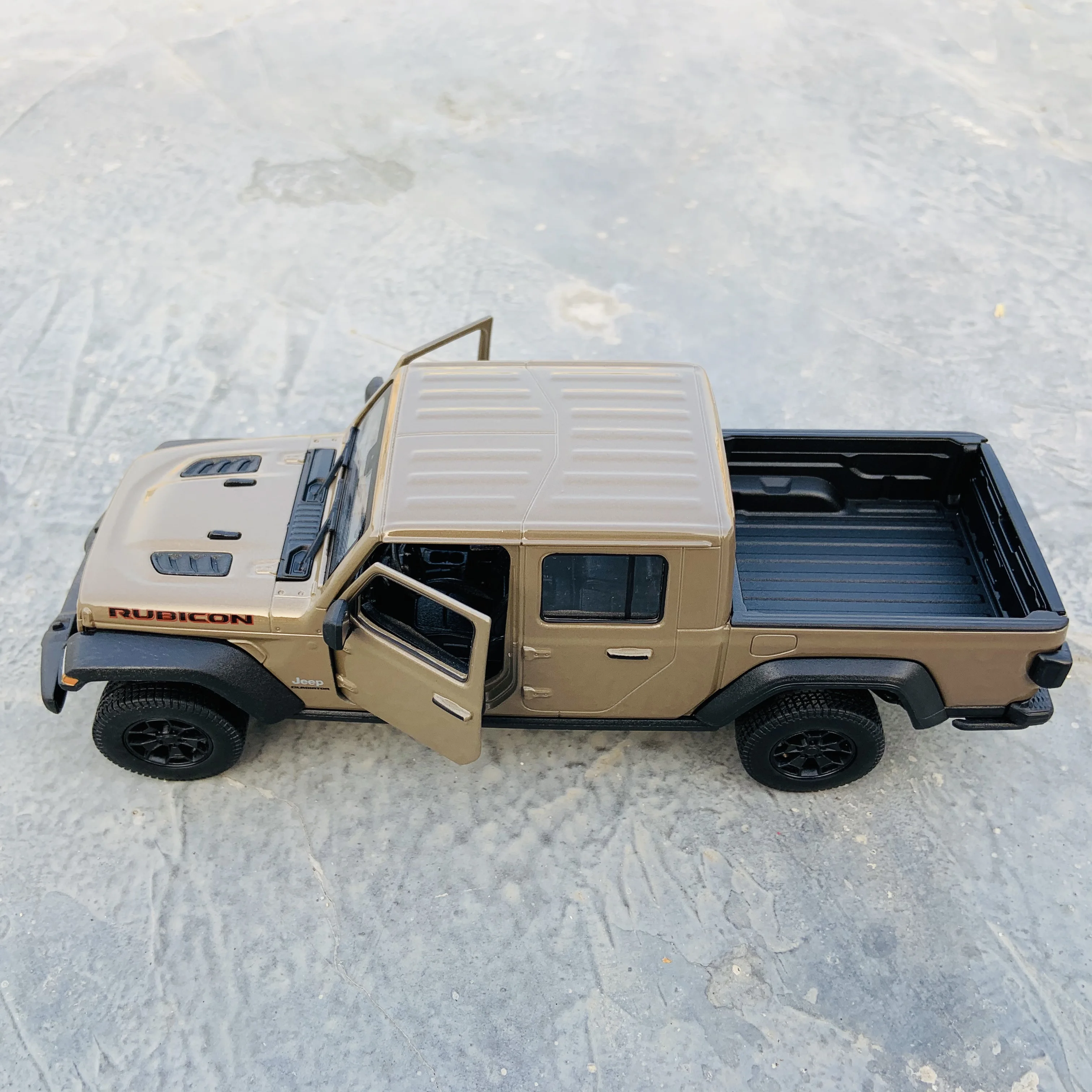 Welly 1:27 nov 2020 Jeep Gladiator pickup simulacije zlitine modela avtomobila obrti dekoracijo igrača zbirka orodij za darilo