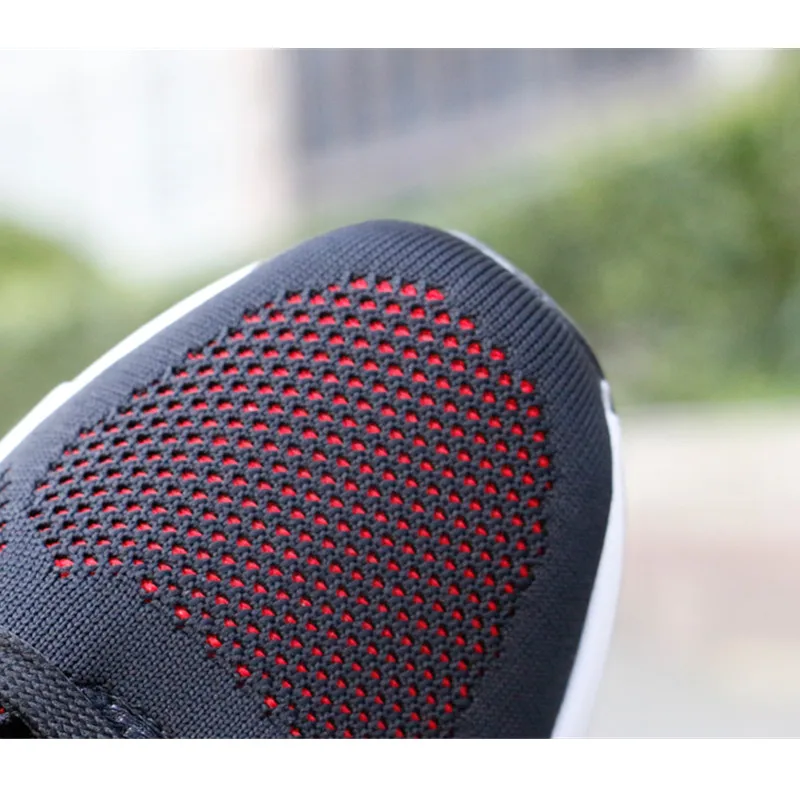 Čevlji poletje 2020 novih moških prostem Dihanje športni čevlji non-slip čipke-up čevlji blagovne znamke moške superge fitnes čevlji 8807