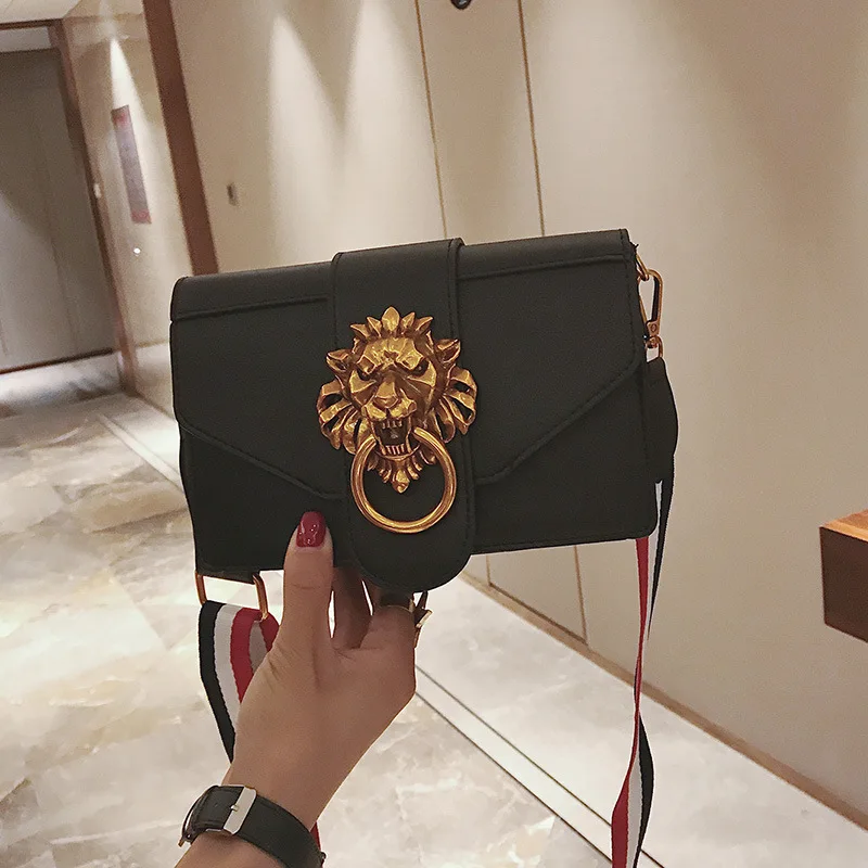 Široko naramnico torbici 2019 nove divje torba moda kovinski lion glavo dekoracijo slung kvadratek vrečko