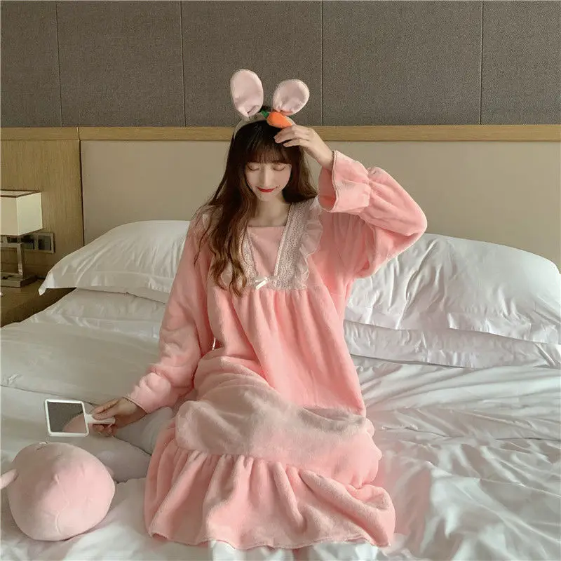 Ženske Nightgowns Čipke Coral Runo Dolgo Ruffles Sladko Plus Žamet Debelejši Toplo Ženska Sleepshirts Priložnostne Korejskem Slogu Ulzzang